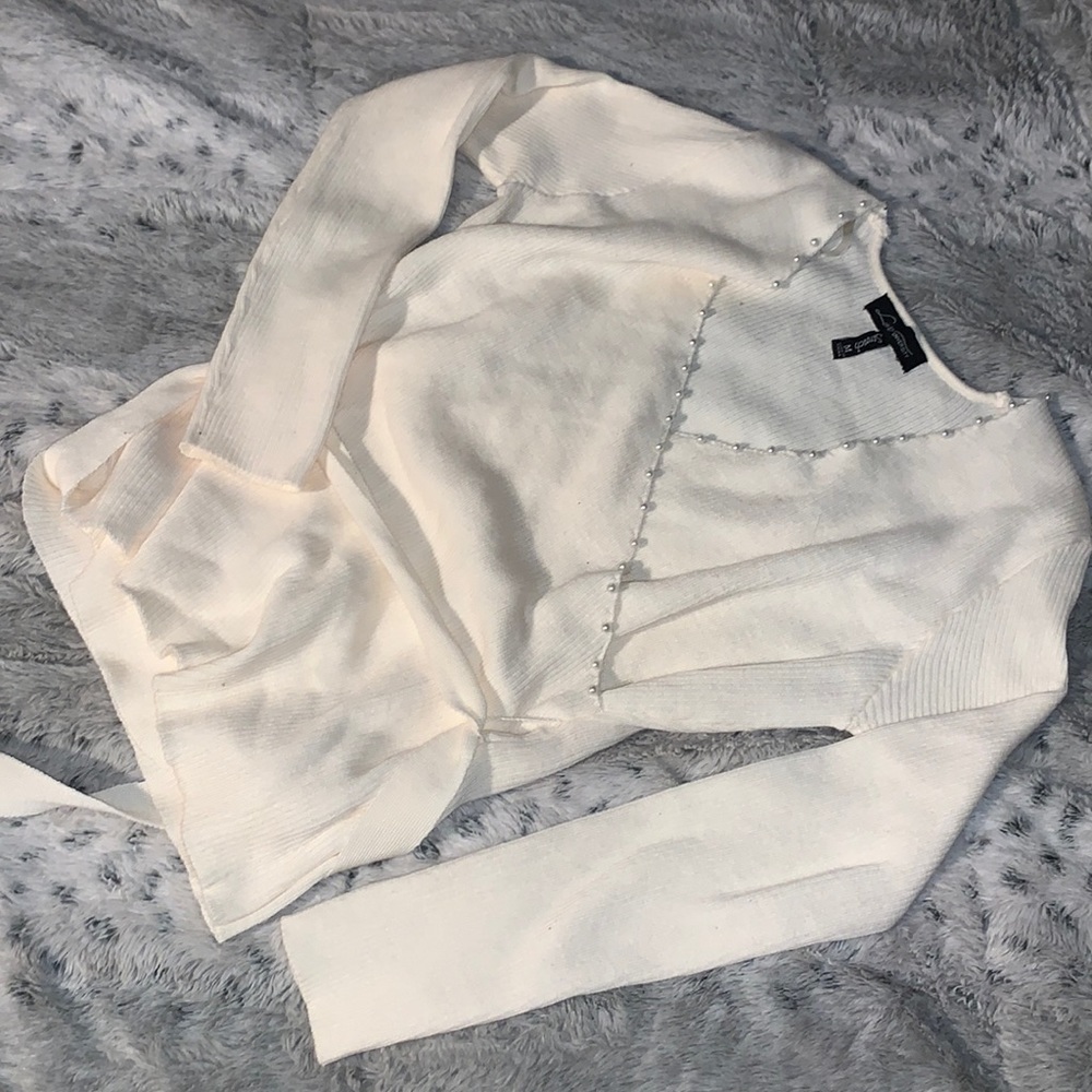 Long sleeve cross sweater